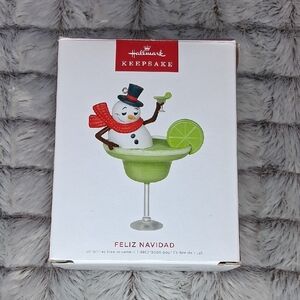 2022 Hallmark Magic Sound Keepsake Feliz Navidad Snowman Margareeta Ornament